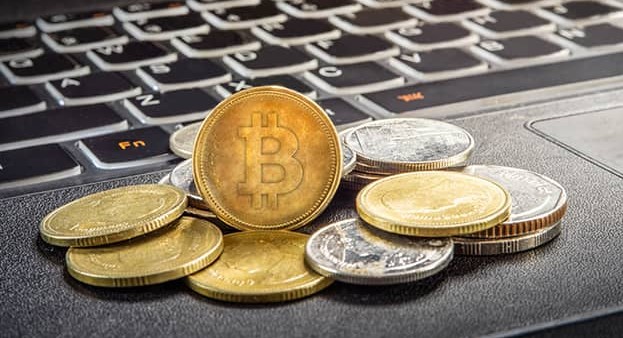 BTC失守7.7万关口:地缘冲突与通胀双重夹击,加密市场迎至暗时刻