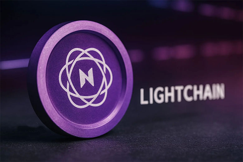 Lightchain AI深度解析：核心优势、潜在风险及未来展望
