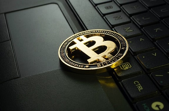 加密市场回顾：BTC告别8万美元、DOGE飙升50%、TON面临跌破2美元的风险
