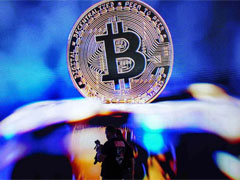 BTC重返8万美元：ETF资金强劲托底，山寨季信号依旧缺失